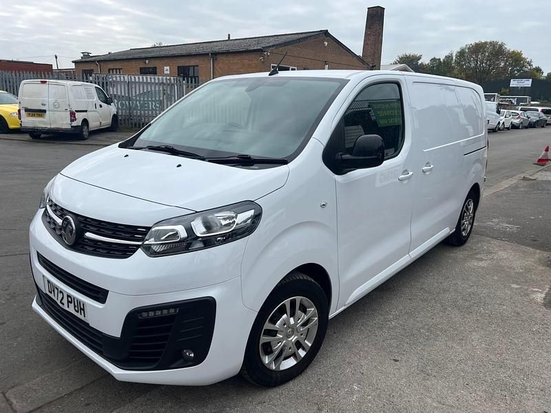 Used Vauxhall Vivaro Sportive 100 HP (73 kW) 2022 White MPV