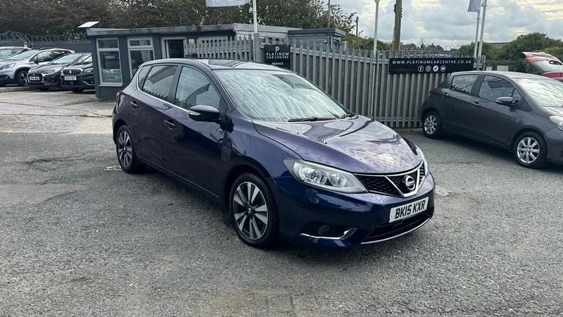 Blue Used 2015 Nissan Pulsar Tekna Hatchback | £6,995 (A bit pricey) - Image 1/4