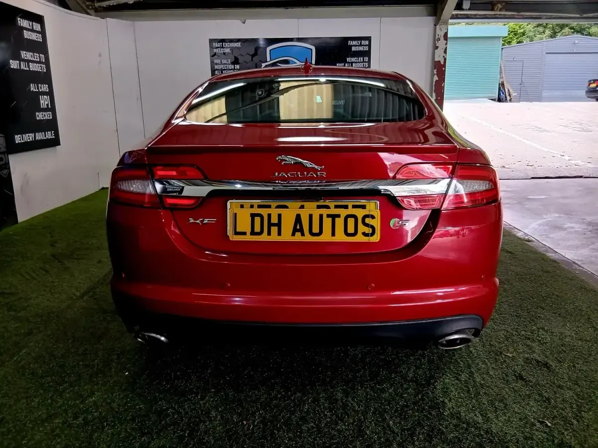 Used Jaguar XF R-Sport 236 HP (173 kW) 2014 Red Sedan
