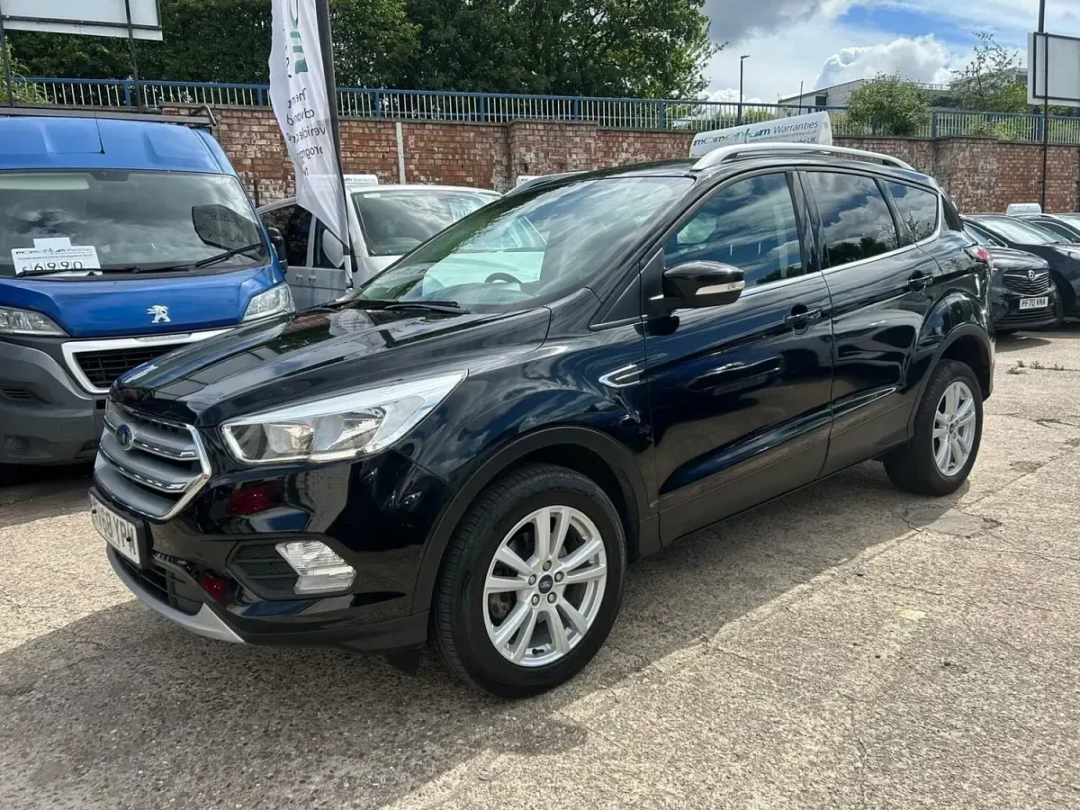 Used Ford Kuga Zetec 120 HP (88 kW) 2018 Black SUV