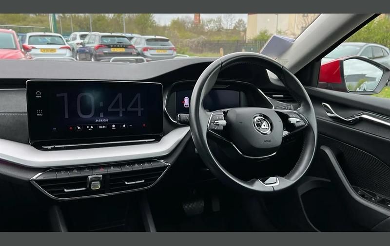 Used Skoda Octavia SE L 150 HP (110 kW) 2023 Red Estate