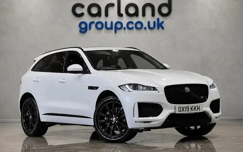 Used Jaguar F-Pace Chequered Flag 180 HP (132 kW) 2019 SUV