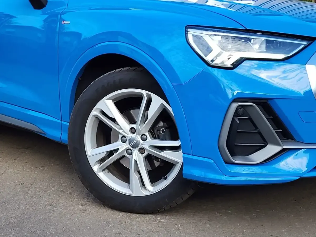 Used Audi Q3 S-Line 150 HP (110 kW) 2019 Blue SUV