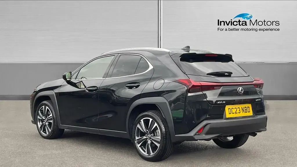 Used Lexus UX 250h 180 HP (132 kW) 2023 Black SUV