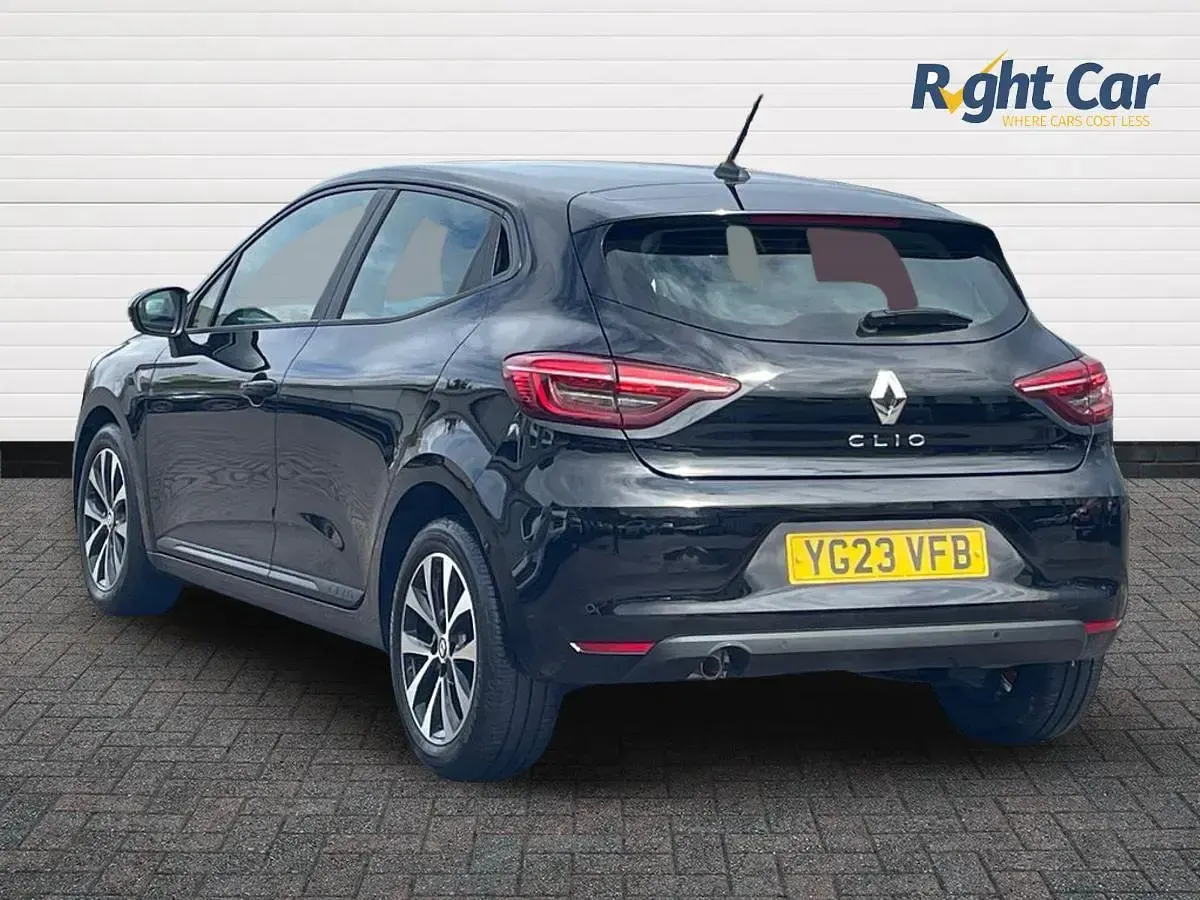 Used Renault Clio Evolution 90 HP (66 kW) 2023 Black  Hatchback