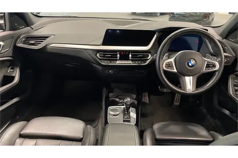 Usado BMW M135 M Sport 306 CV (225 kW) 2020 Gris Utilitario