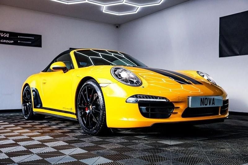 Used Porsche 911 Carrera 4S Cabriolet 400 HP (294 kW) 2014 Yellow Cabriolet