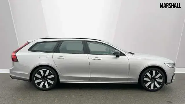 Used Volvo V90 Plus 350 HP (257 kW) 2025 Metallic  silver dawn Estate