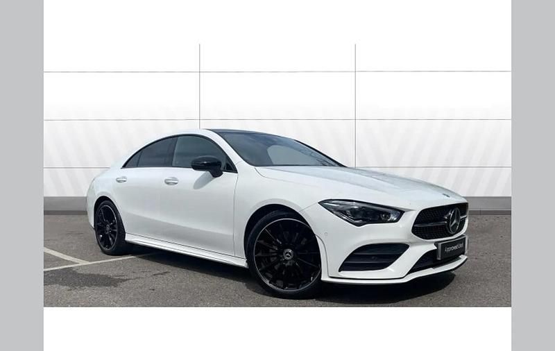 Used Mercedes CLA200 AMG Line Premium Plus 161 HP (118 kW) 2022 White Coupe