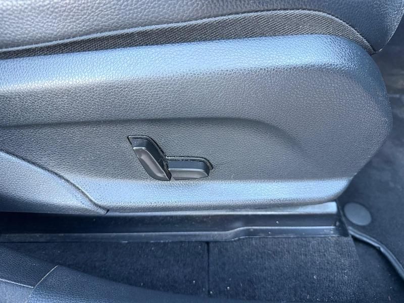 Used Mercedes GLC220 Urban 2019 Blue SUV