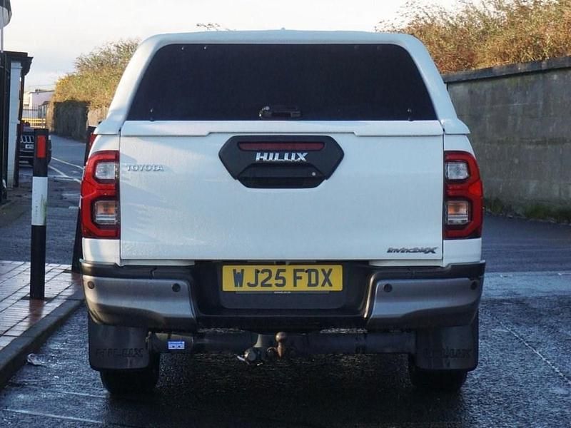 Used Toyota HiLux 2025 White Pickup