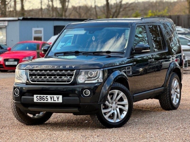 Black Used 2015 Land Rover Discovery 4 SE SUV | £9,444 (Super price) - Image 1/3