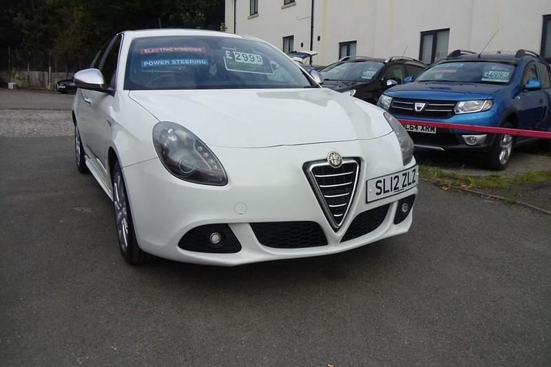 White Used 2012 Alfa Romeo Giulietta Veloce Hatchback | £2,995 (Good price) - Image 1/1