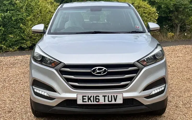 Used Hyundai Tucson 177 HP (130 kW) 2016 Silver SUV