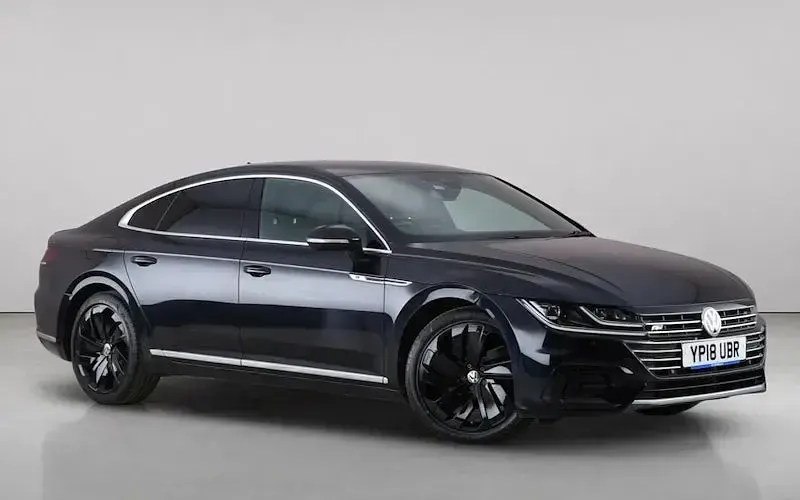 Used VW Arteon R-line 190 HP (139 kW) 2018 Hatchback