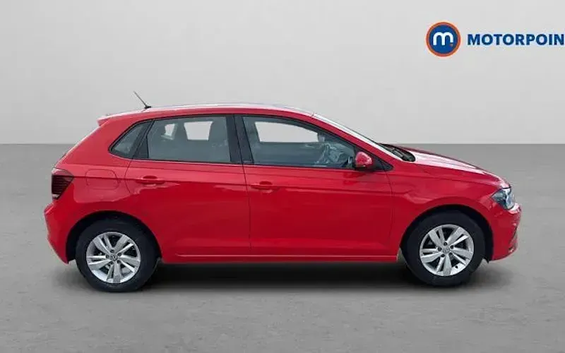 Used VW Polo SE 80 HP (58 kW) 2020 Red Hatchback