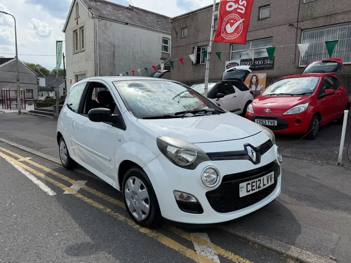 Begagnad Renault Twingo Dynamique 75 HK (55 kW) 2012 Vit Halvkombi