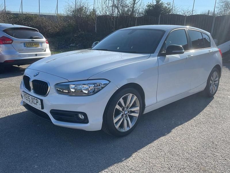 Used BMW 116 Sport Line 114 HP (83 kW) 2015 White Hatchback
