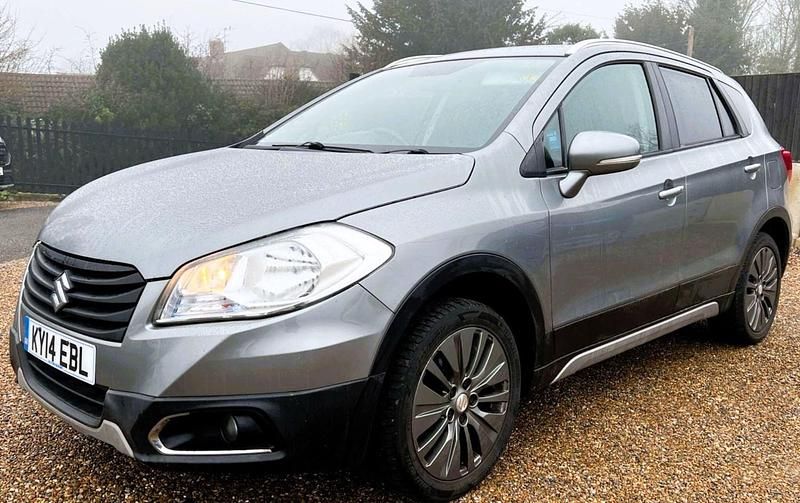 Used Suzuki SX4 S-Cross SZ4 120 HP (88 kW) 2014 Grey Hatchback