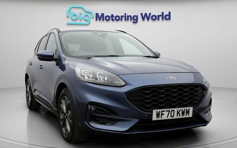 Usado Ford Kuga ST-Line 150 HP (110 kW) 2021 SUV