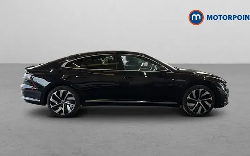 Used VW Arteon R-line 190 HP (139 kW) 2024 Estate