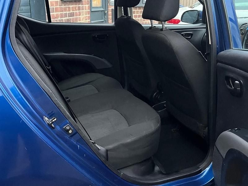 Used Hyundai i10 Active 86 HP (63 kW) 2011 Blue Hatchback