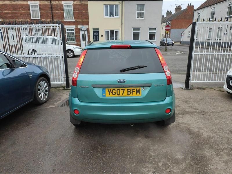 Used Ford Fiesta Style 2007 Green Hatchback