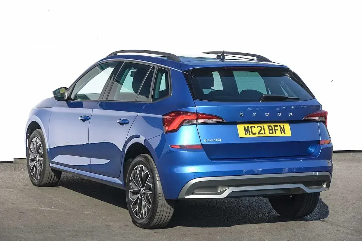 Used Skoda 110 R SE Drive 81 HP (59 kW) 2021 Race blue metallic Estate