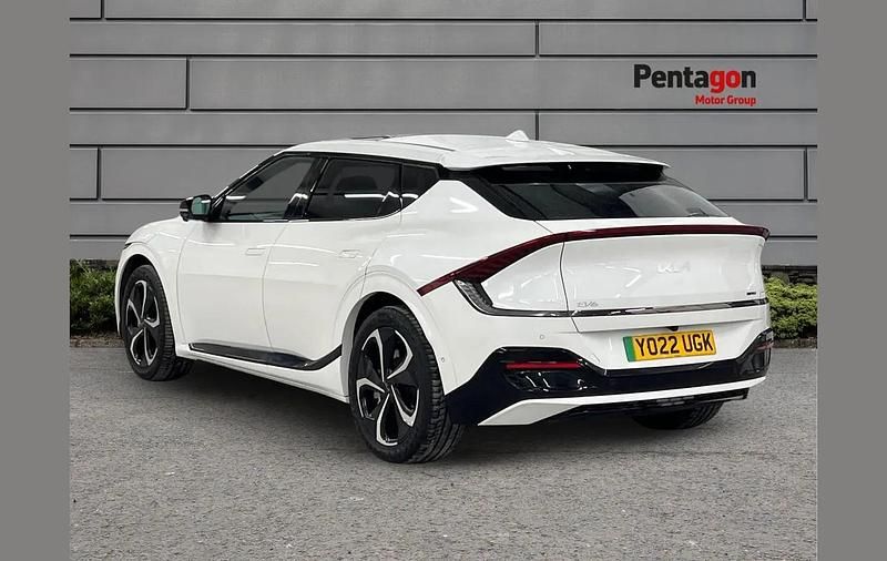 Used Kia EV6 GT-Line S 166 kW (226 HP) 2022 White SUV