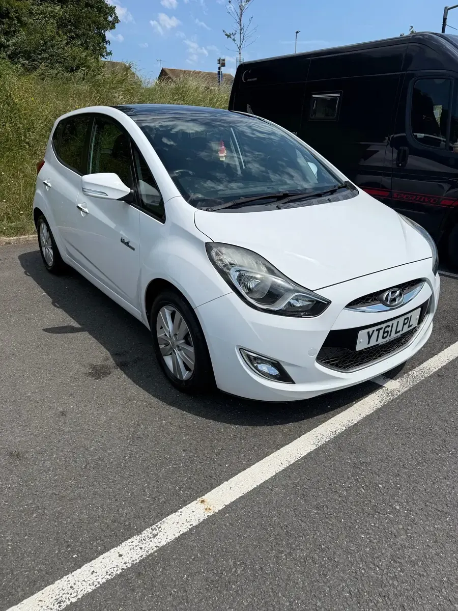 Used Hyundai ix20 Style 2011 White Hatchback