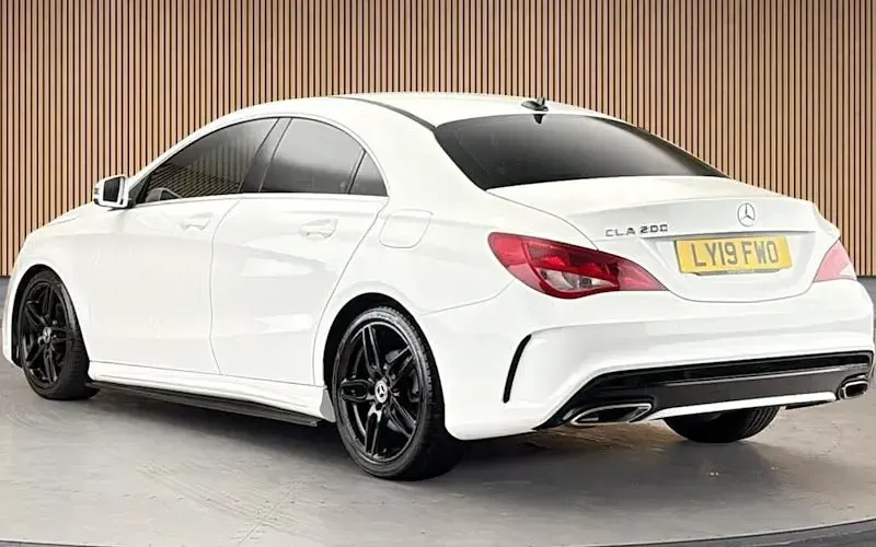 Used Mercedes CLA200 AMG line 156 HP (114 kW) 2019 White Coupe