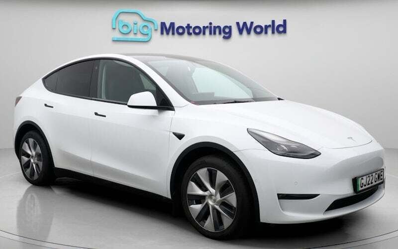 Used 2023 Tesla Model Y Long Range SUV | £24,300 (Super price) - Image 1/4