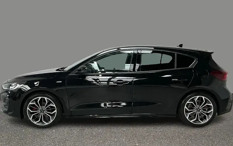 Used Ford Focus ST-Line X 125 HP (91 kW) 2023 Black Hatchback