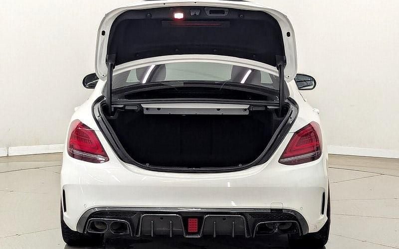 Usado Mercedes C43 AMG Premium 390 HP (286 kW) 2019 Branco Sedan