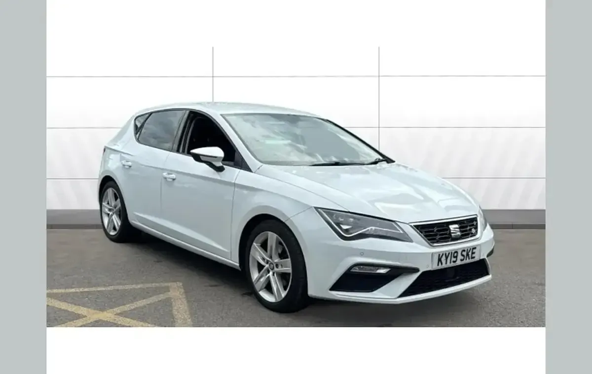 Begagnad Seat Leon FR 150 HK (110 kW) 2019 Halvkombi