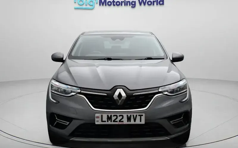 Used Renault Arkana Version S 145 HP (106 kW) 2022 Grey SUV