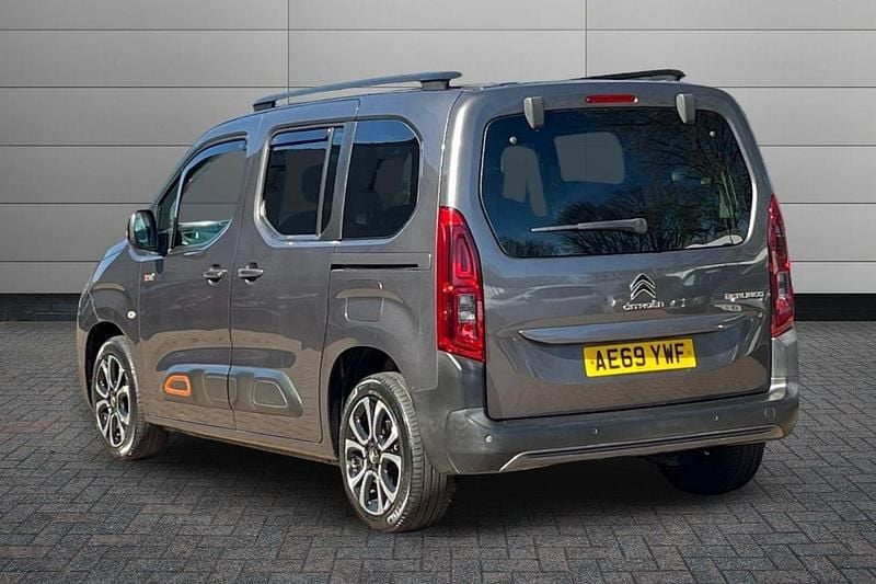 Used Citroën Berlingo XTR 101 HP (74 kW) 2019 Grey MPV