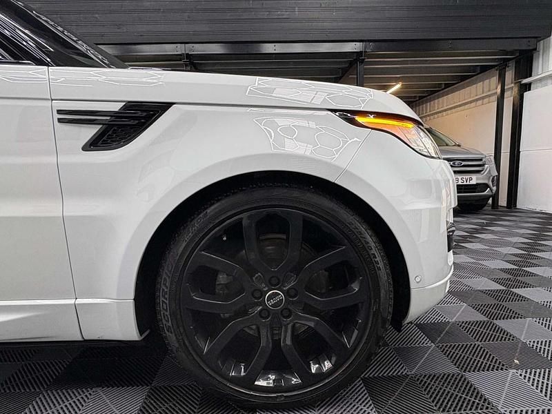 Used Land Rover Range Rover Sport HSE Dynamic 2017 White SUV
