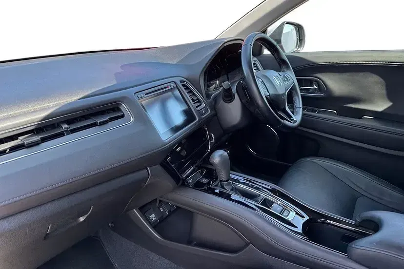 Used Honda HR-V EX 130 HP (95 kW) 2020 Lunar silver SUV