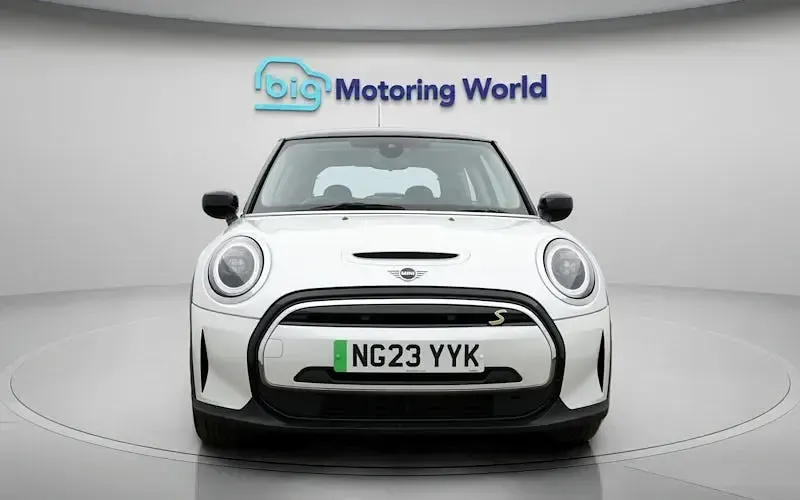 Used Mini Cooper S Level 1 135 kW (184 HP) 2023 White Hatchback