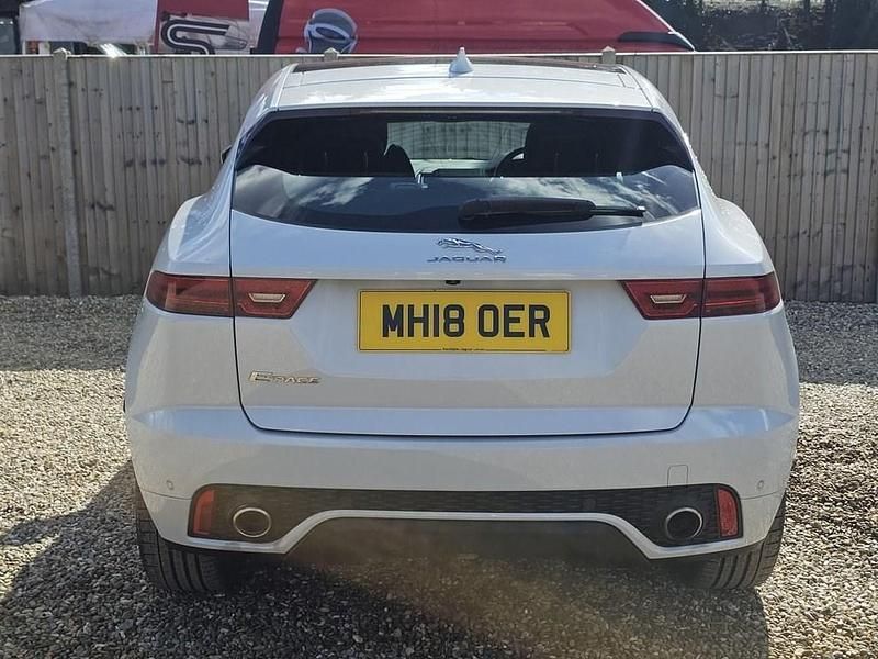Used Jaguar E-Pace SE 249 HP (183 kW) 2018 White SUV