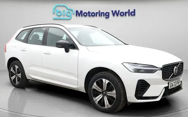 Używany Volvo XC60 Plus 349 KM (256 kW) 2022 SUV