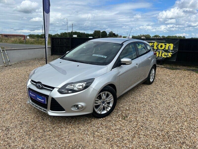 Silver Used 2014 Ford Focus Titanium Hatchback | £3,795 (Fair price) - Image 1/4