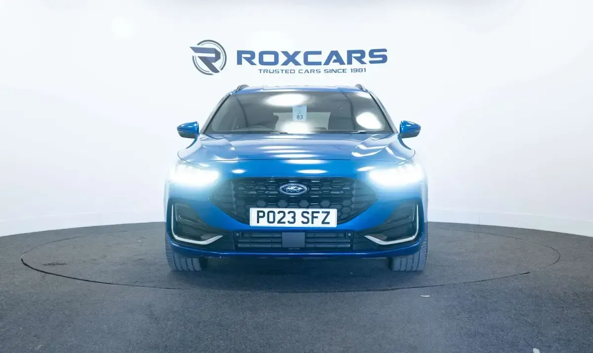 Used Ford Focus ST-Line 125 HP (91 kW) 2023 Blue Estate