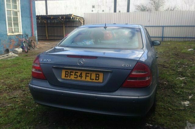 Used Mercedes E320 204 HP (150 kW) 2004 Sedan