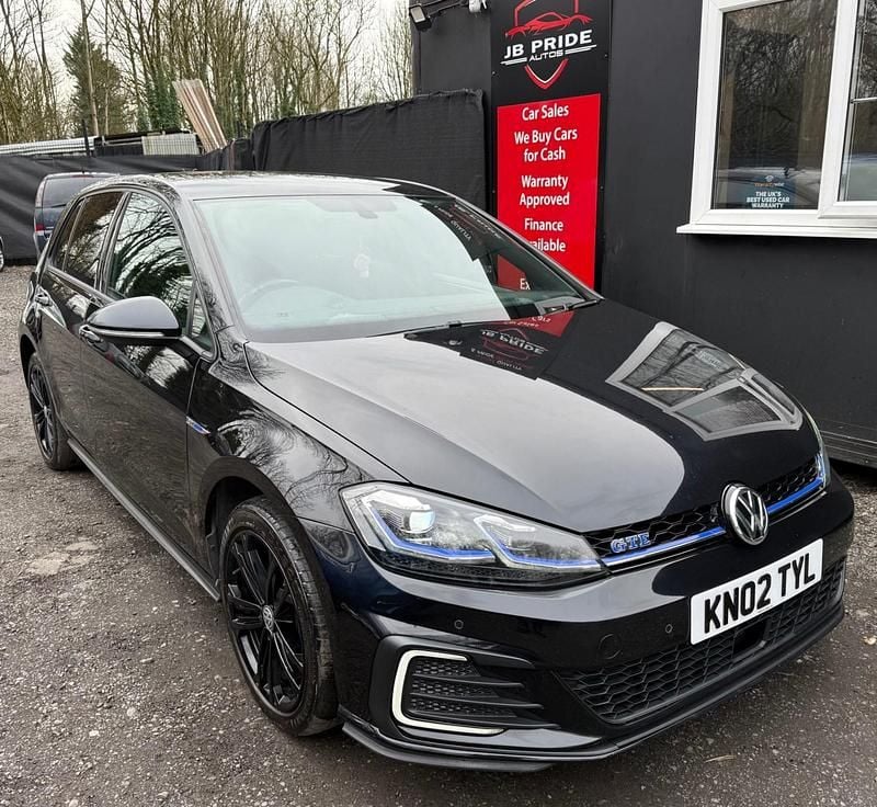 Used VW Golf VII GTE 204 HP (150 kW) 2018 Black Hatchback