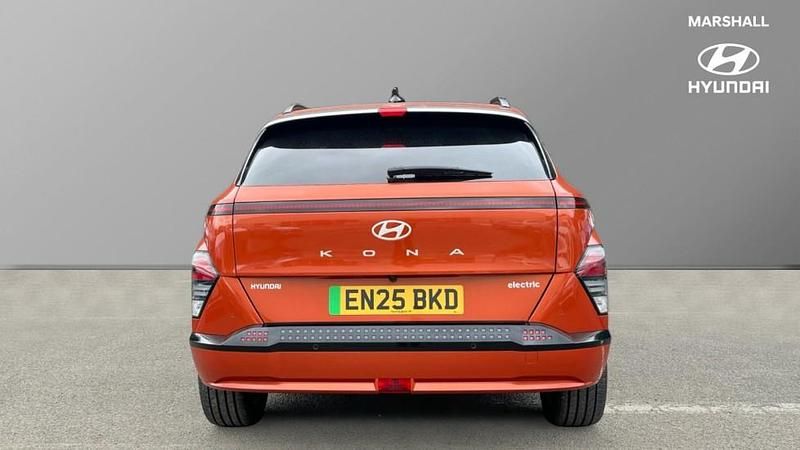Used Hyundai Kona Ultimate 160 kW (218 HP) 2025 Jupiter orange SUV