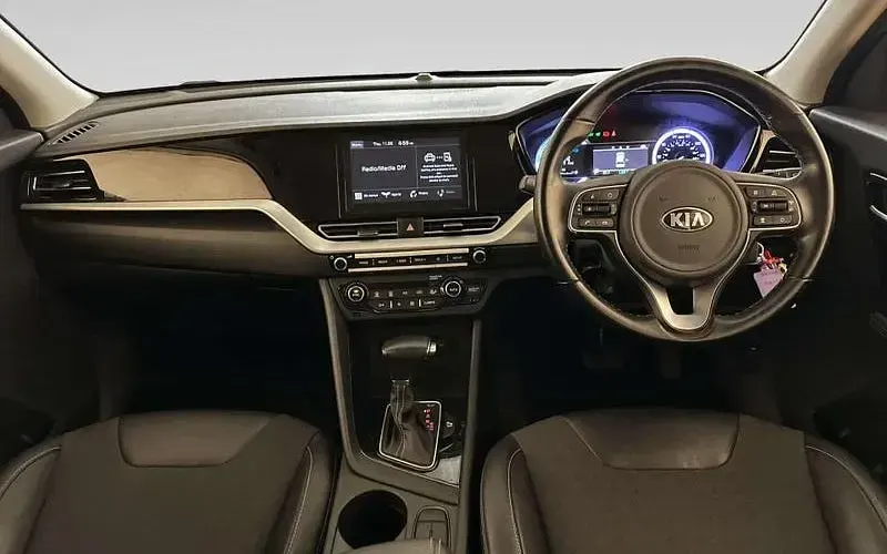 Used Kia Niro 141 HP (103 kW) 2021 Red SUV