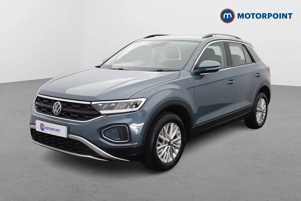 Used VW T-Roc Life 110 HP (80 kW) 2023 Blue SUV