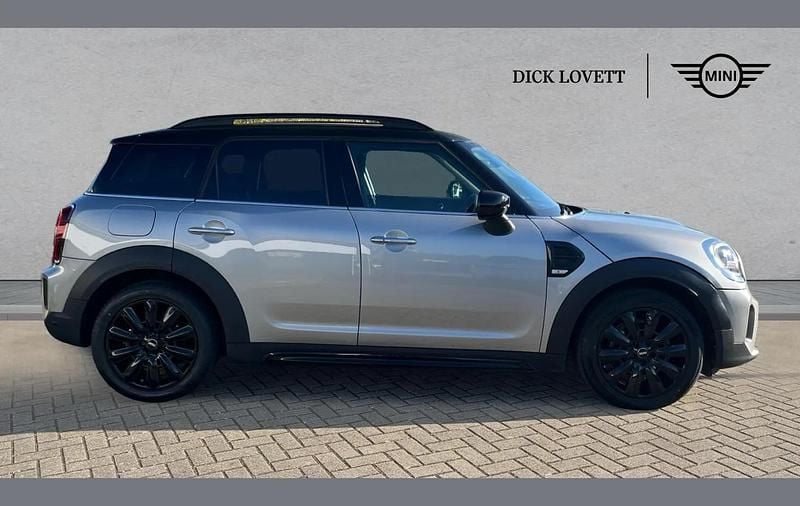 Used Mini Cooper Countryman Classic 134 HP (98 kW) 2023 Silver SUV